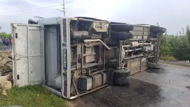 Mersin'de tarım işçilerini taşıyan midibüs devrildi: 1 ölü, 15 yaralı