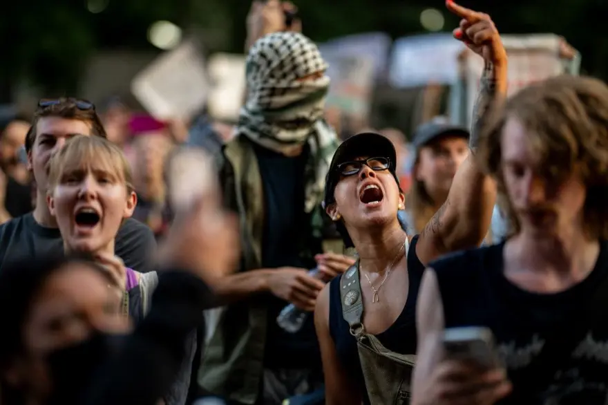 SOKAĞA ÇIKMA YASAĞI 1