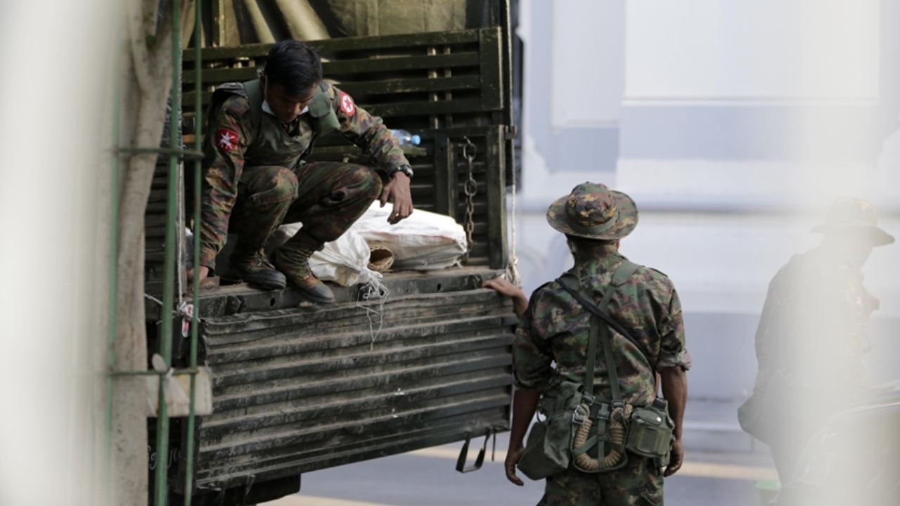 Myanmar'da festivale bombalı saldırı: 32 ölü, en az 50 yaralı