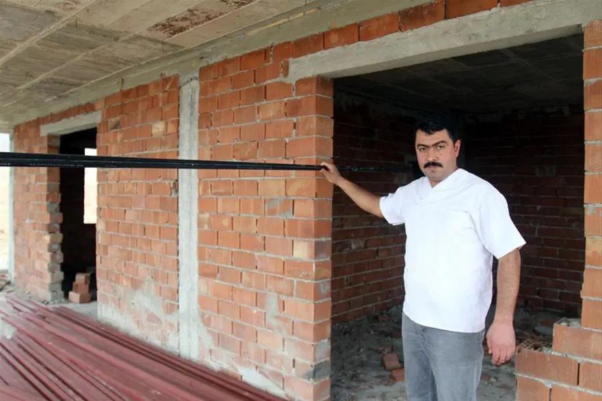 Fiber optik hattı inşaatın ortasından geçirdi Fiber optik hattı inşaatın ortasından geçirdi