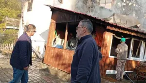 Bolu’da 2 katlı ev küle döndü