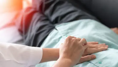 Bağırsak kanseri 5 belirtiyle "geliyorum" diyor: Gençlerde de vakalar arttı