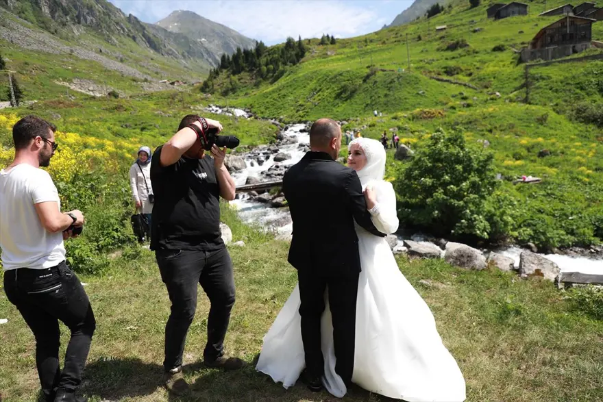 Karadeniz'in yeni gözdesi 'Elevit Yaylası' ziyaretçilerine nefes oluyor 6