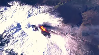 İtalya’da faaliyete geçen Etna Yanardağı uzaydan görüntülendi