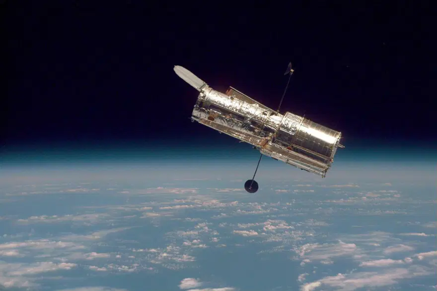 Hubble Uzay Teleskobu yeniden faaliyete geçti 