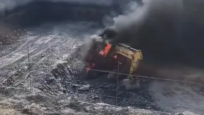 İş makinesi alev alev yandı