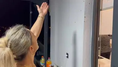 "Vampir kelebek" istilası: Bahçelerden sonra evlere de girdi