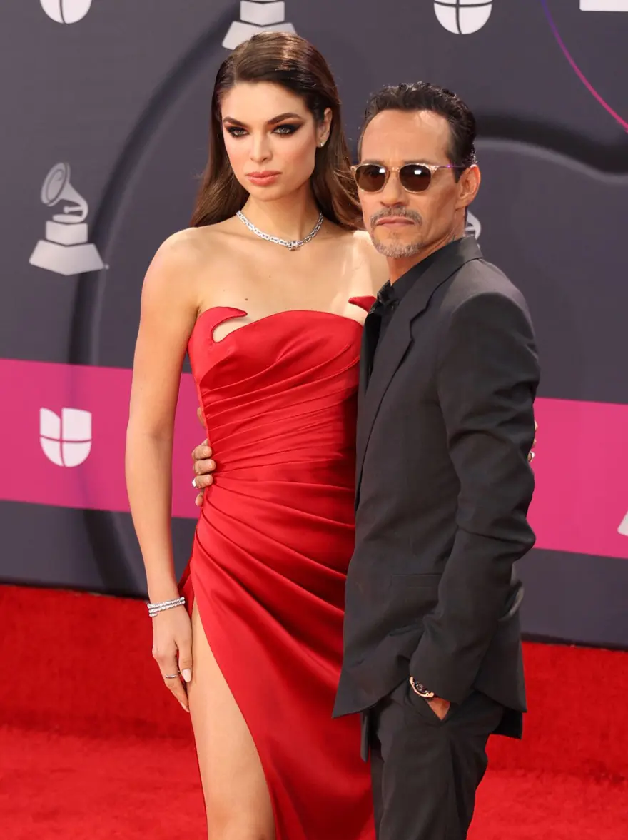 Jennifer Lopez'in eski eşi Marc Anthony ile Nadia Ferreira evlendi 