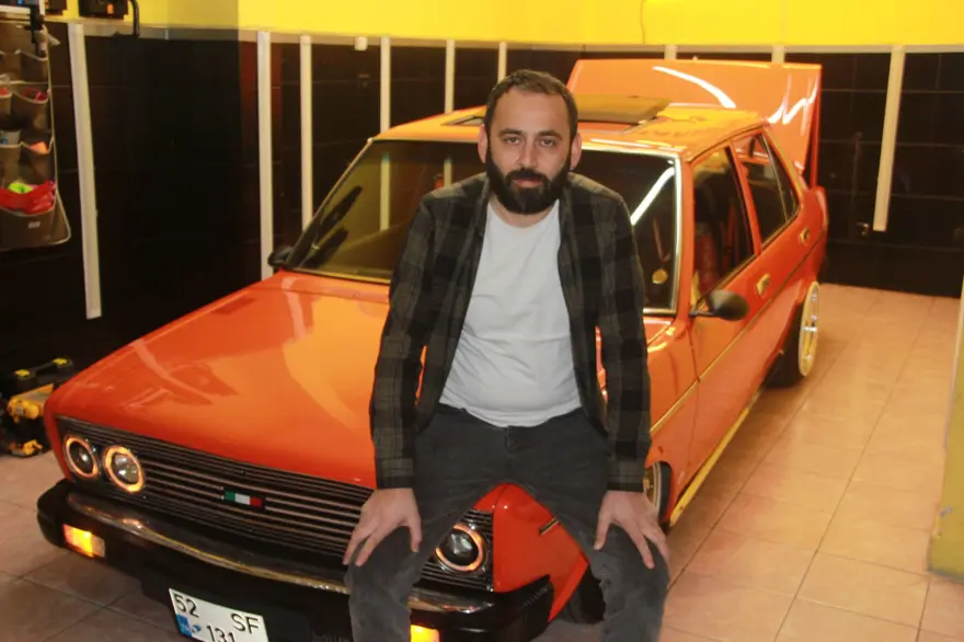 1978 model, yarım milyonluk araç: 1 yıldır iş yerinde dekor olarak duruyor 5