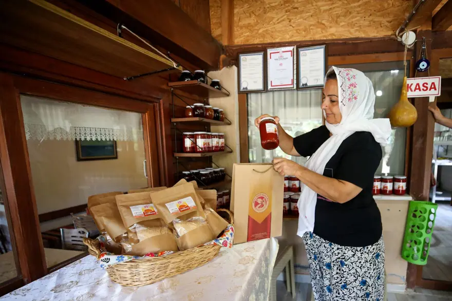 Kadın üreticiler devlet desteğiyle üretim kapasitesini artırdı 13