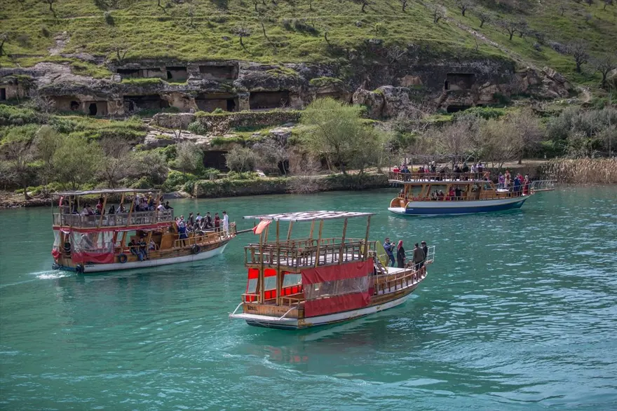 halfeti, rumkale, birecik baraj gölü, savaşan köyü, halfeti tekne turu, şanlıurfa gezilecek yerler 12