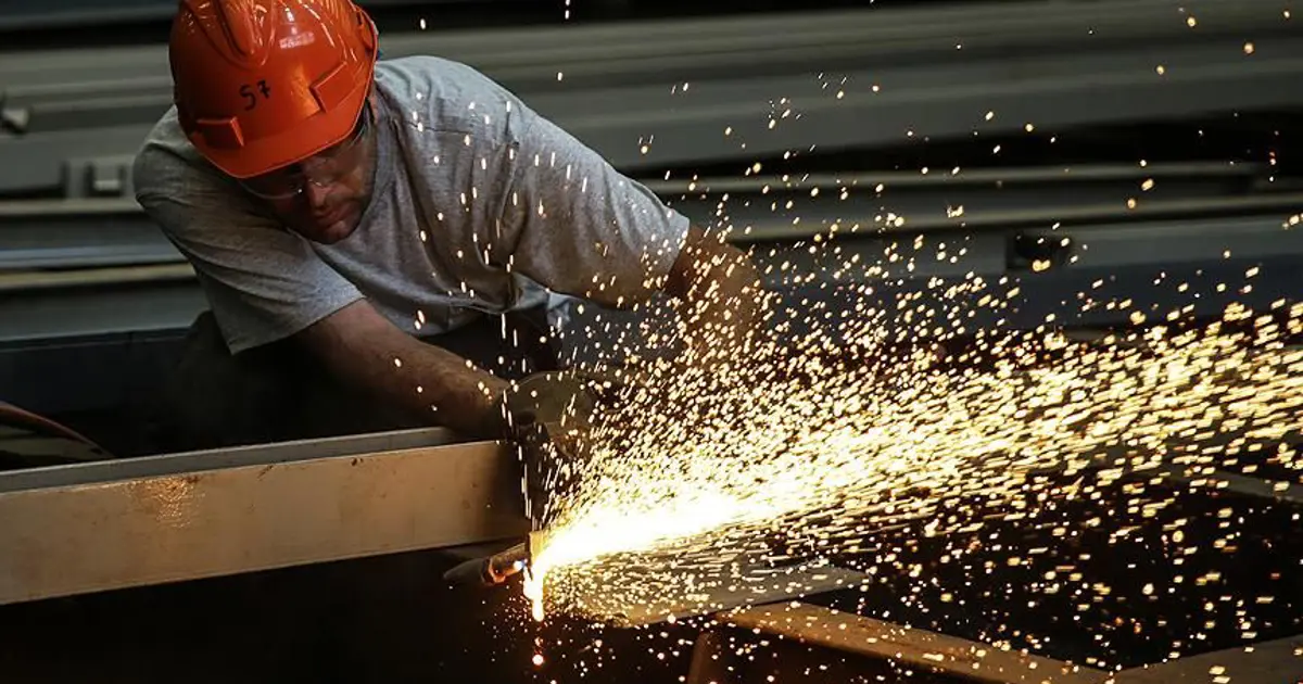 Sanayi üretimi aylık bazda azaldı