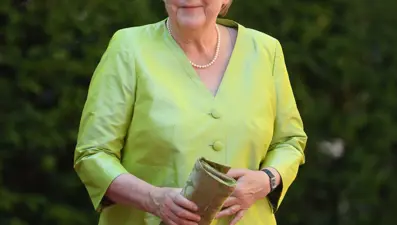 Merkel'e UNESCO Barış Ödülü