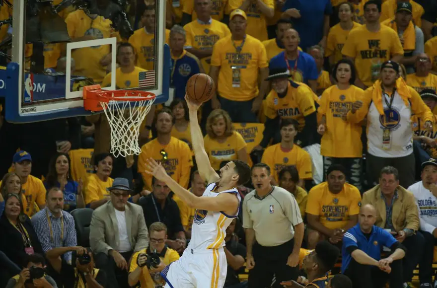 Golden State Warriors bir adım önde 11