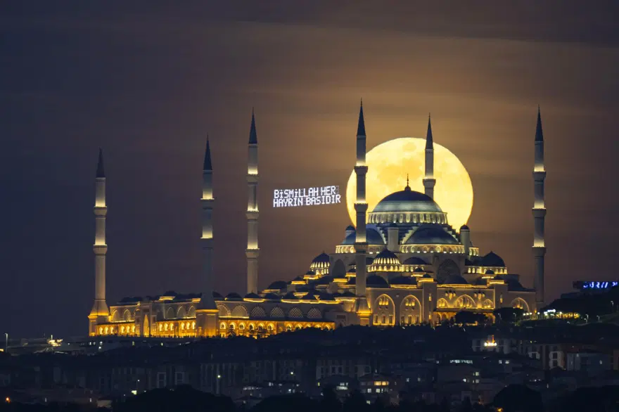 Türkiye'de görsel şölen: Dolunay manzaraları nefes kesti 7
