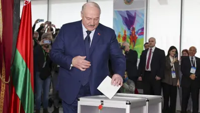 Belarus'ta seçim günü: 500 uluslararası gözlemci takipte