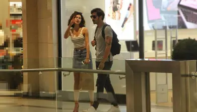 Nesrin Cavadzade yeni sevgilisiyle gündemde (La Casa De Papel'de rol alacak mı?)