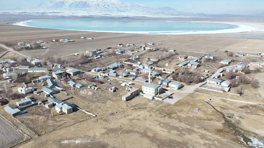 İl merkezine 115 kilometre uzaklıkta: 2 göl arasında muhteşem köy 4