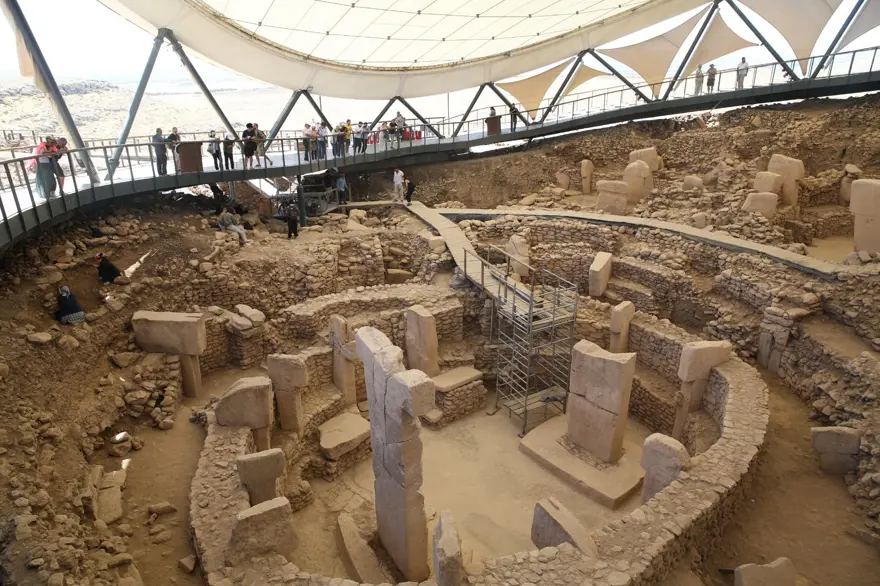 ''Tarihin sıfır noktası'' olarak biliniyor: Göbeklitepe'ye sonbaharda ziyaretçi yağdı ''Tarihin sıfır noktası'' olarak biliniyor: Göbeklitepe'ye sonbaharda ziyaretçi yağdı
