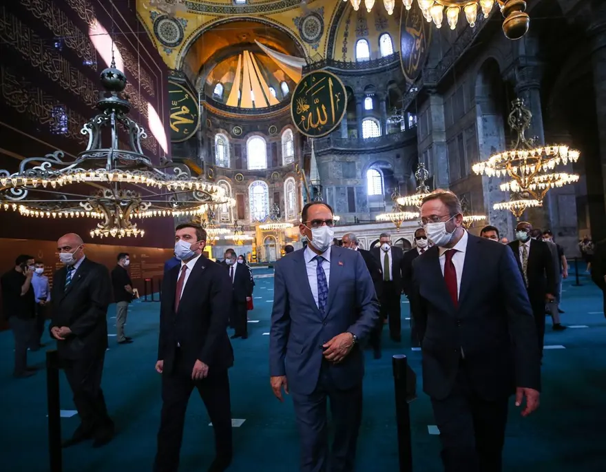 Büyükelçilere Ayasofya turu Büyükelçilere Ayasofya turu
