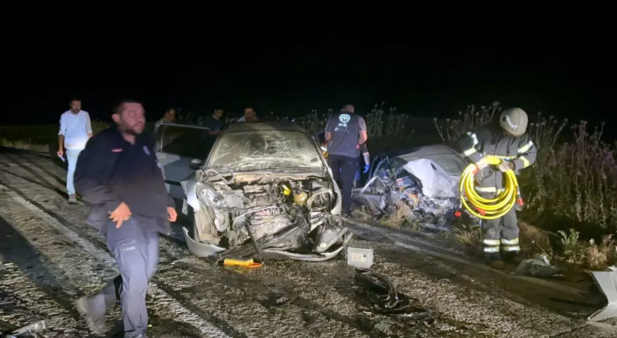 Tekirdağ'da feci kaza | Oğlunun kullandığı otomobili sollamaya çalıştı: 3 ölü, 5 yaralı 