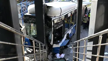 Ankara'da belediye otobüsü kaza yaptı: Biri ağır 27 yaralı