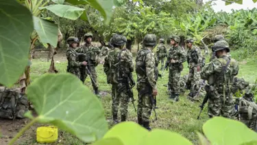 Venezuela askerleri Kolombiya'dan çekildi