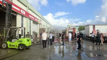 Zeytin işleme merkezinde yangın paniği