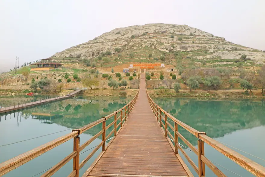 HALFETİ ASMA KÖPRÜ 9