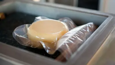 Ünlü peynir markası marketlerden toplatılıyor: Ölümcül bakteri taşıdığı ortaya çıktı, ''Hemen imha edin'' çağrısı