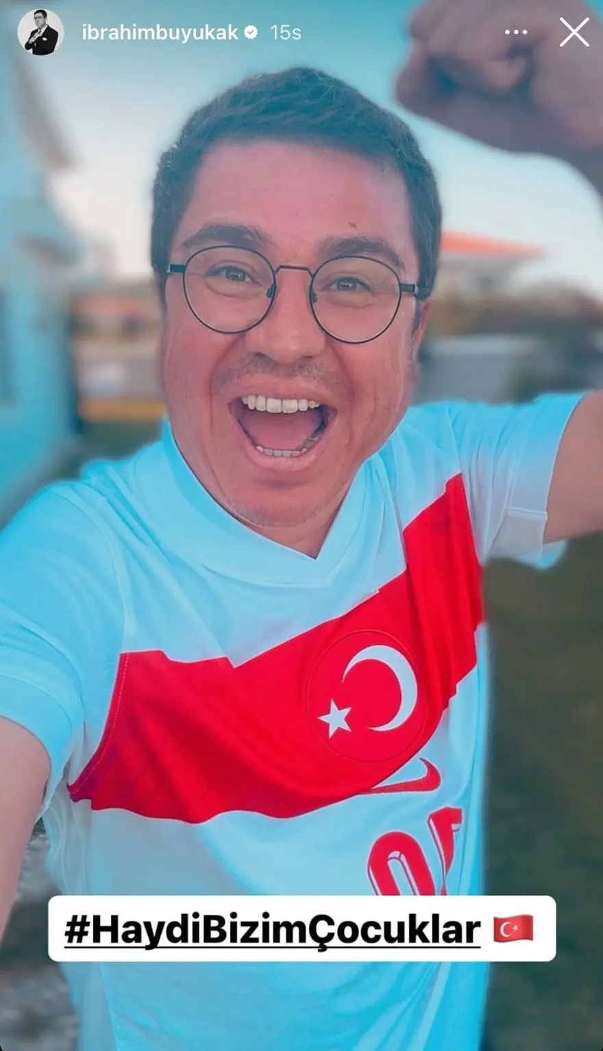 Ünlü isimlerden Milli Takım'a tebrik mesajları: O kupalar sana helal! 3 Ünlü isimlerden Milli Takım'a tebrik mesajları: O kupalar sana helal! 3