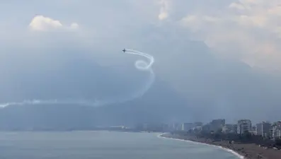 SOLOTÜRK'ten Antalya'da eğitim uçuşu