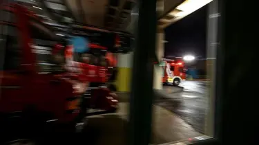 İtfaiyecilerden afet kameralarıyla "röntgen" skandalı (Otel ve bina içlerini görüntülediler)