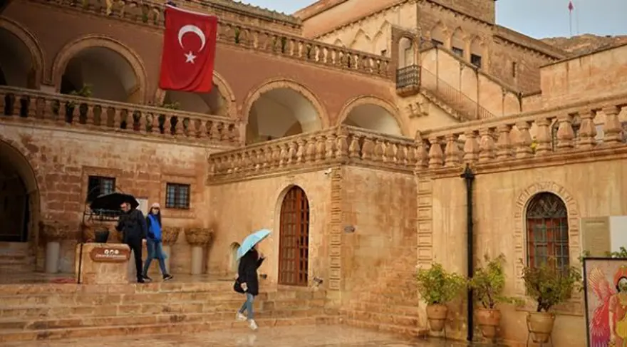 diyarbakır, mardin, hilar mağaraları, evliyalar diyarı, asur krallığı, dara antik kenti, ipek yolu 13 diyarbakır, mardin, hilar mağaraları, evliyalar diyarı, asur krallığı, dara antik kenti, ipek yolu 13