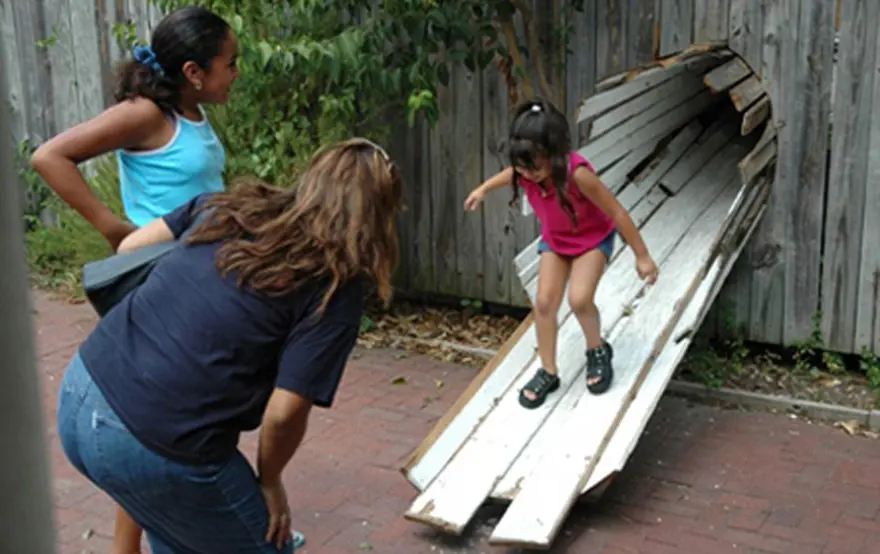 Evleri patlatıyorlar 7