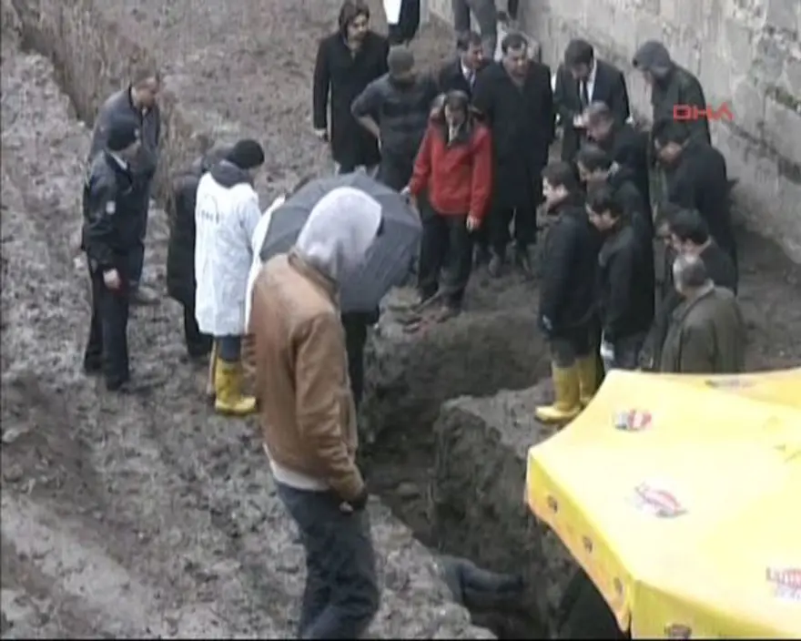 JİTEM binasında kafatasları 6