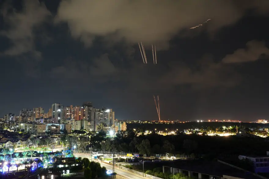 GözlerGazze sınırına çevrildi | İsrail kara harekatına hazırlanıyor (Hamas - İsrailçatışmalarında 8. gün) 28