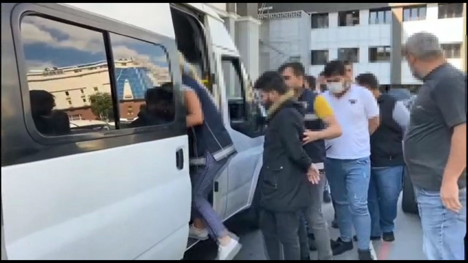 İstanbul'da organ mafyasına baskın: 11 kişi yakalandı
