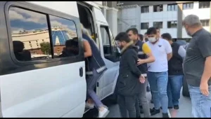 İstanbul'da organ mafyasına baskın: 11 kişi yakalandı İstanbul'da organ mafyasına baskın: 11 kişi yakalandı