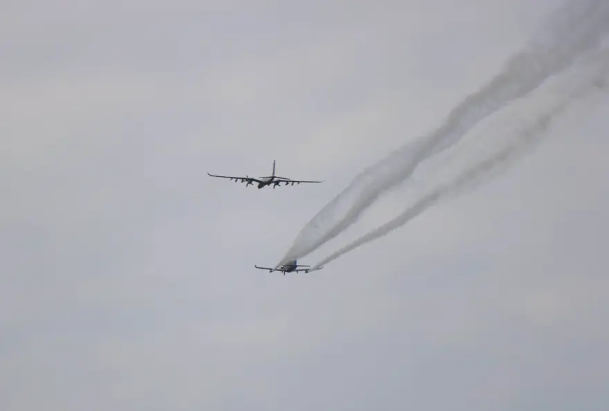 Akıncı ile Hürkuş kol uçuşu yaptı 4