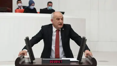 CHP Kütahya Milletvekili Ali Fazıl Kasap, Saadet Partisi'ne geçti