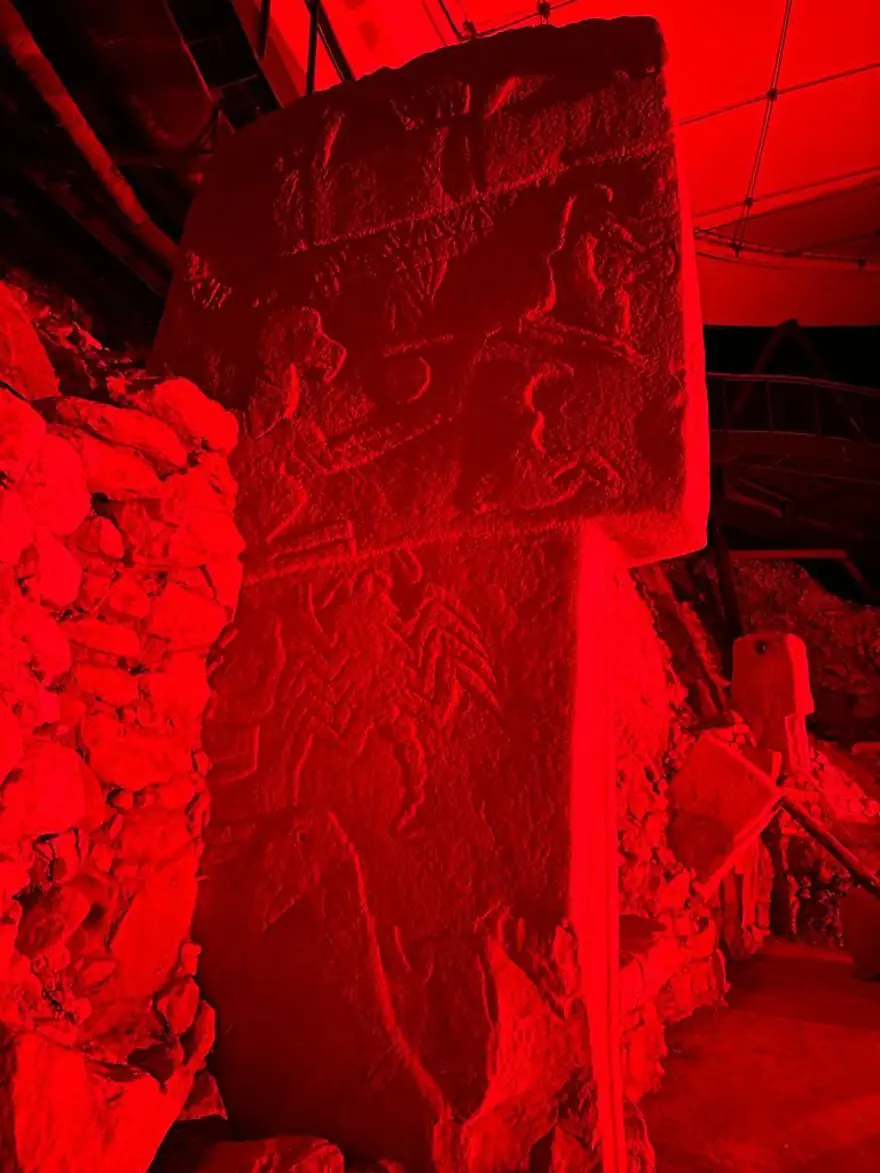 Kızılay Haftası’nda Türkiye'nin sembol yapıları kırmızıya büründü 2