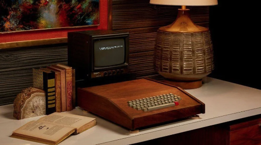 İlk Apple bilgisayar satılıyor 2 İlk Apple bilgisayar satılıyor 2