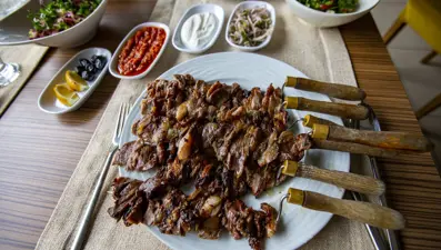 Erzurum'un tescilli lezzeti: Cağ kebabı