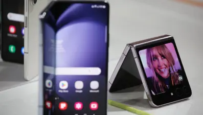 Samsung Galaxy AI, Galaxy S22 ve daha eski telefonlarda sunulmaya başlıyor