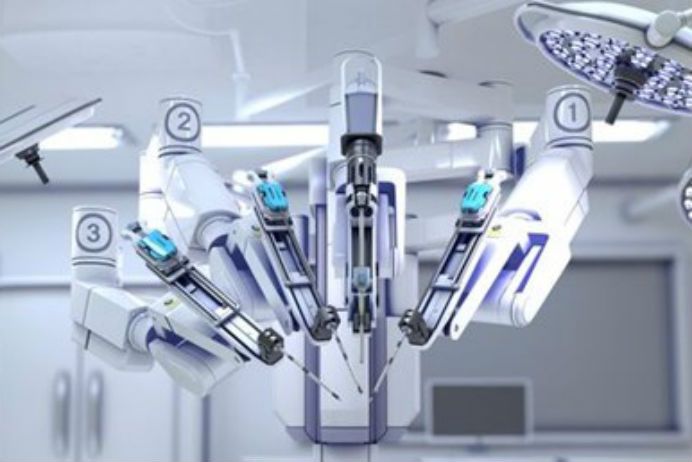 Gırtlak kanserinde robotik cerrahi ilk kez Türkiye'de