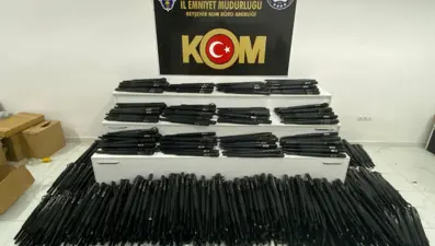 Konya’da operasyon: Yüzlerce tüfek ve tabanca ele geçirildi