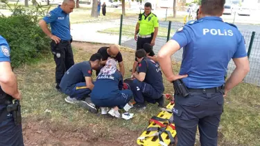 Parkta bıçaklı kavga
