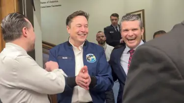 Elon Musk'tan Pentagon'a ziyaret
