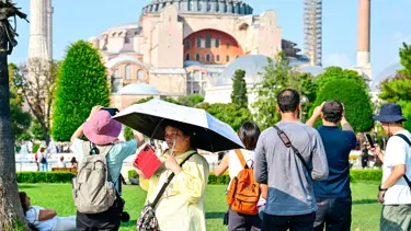 İstanbul'a ilk 7 ayda 10 milyonu aşkın turist geldi